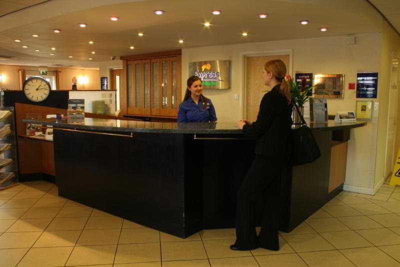 Express Centre By Ihg