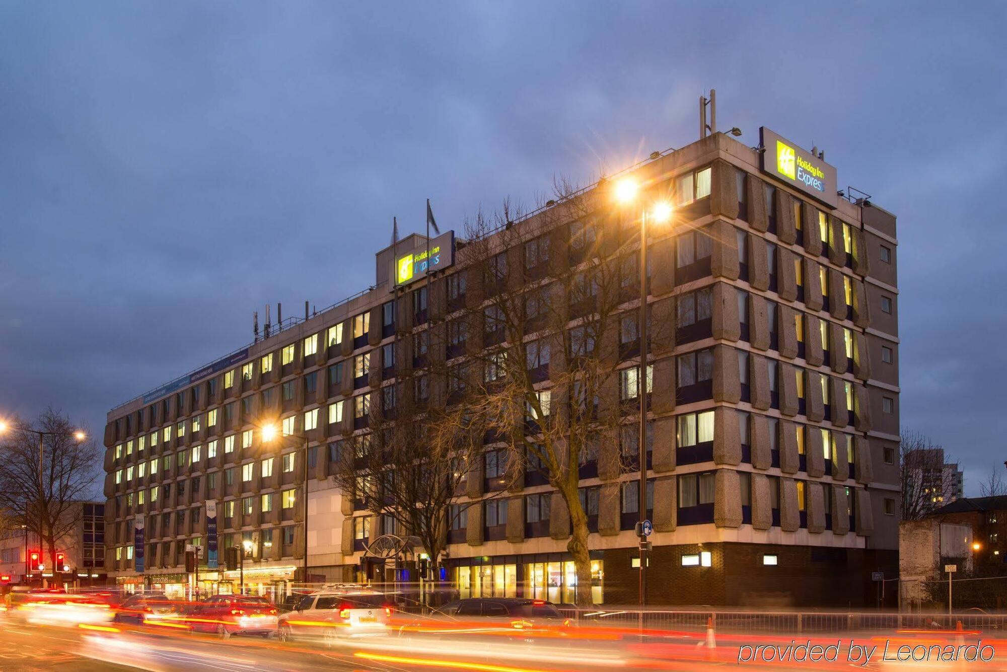 Express Centre By Ihg